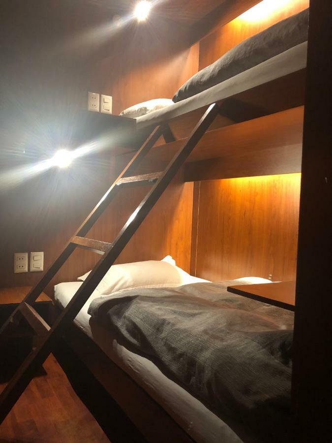 לה פאז Onkel Inn Airport Sleepbox מראה חיצוני תמונה